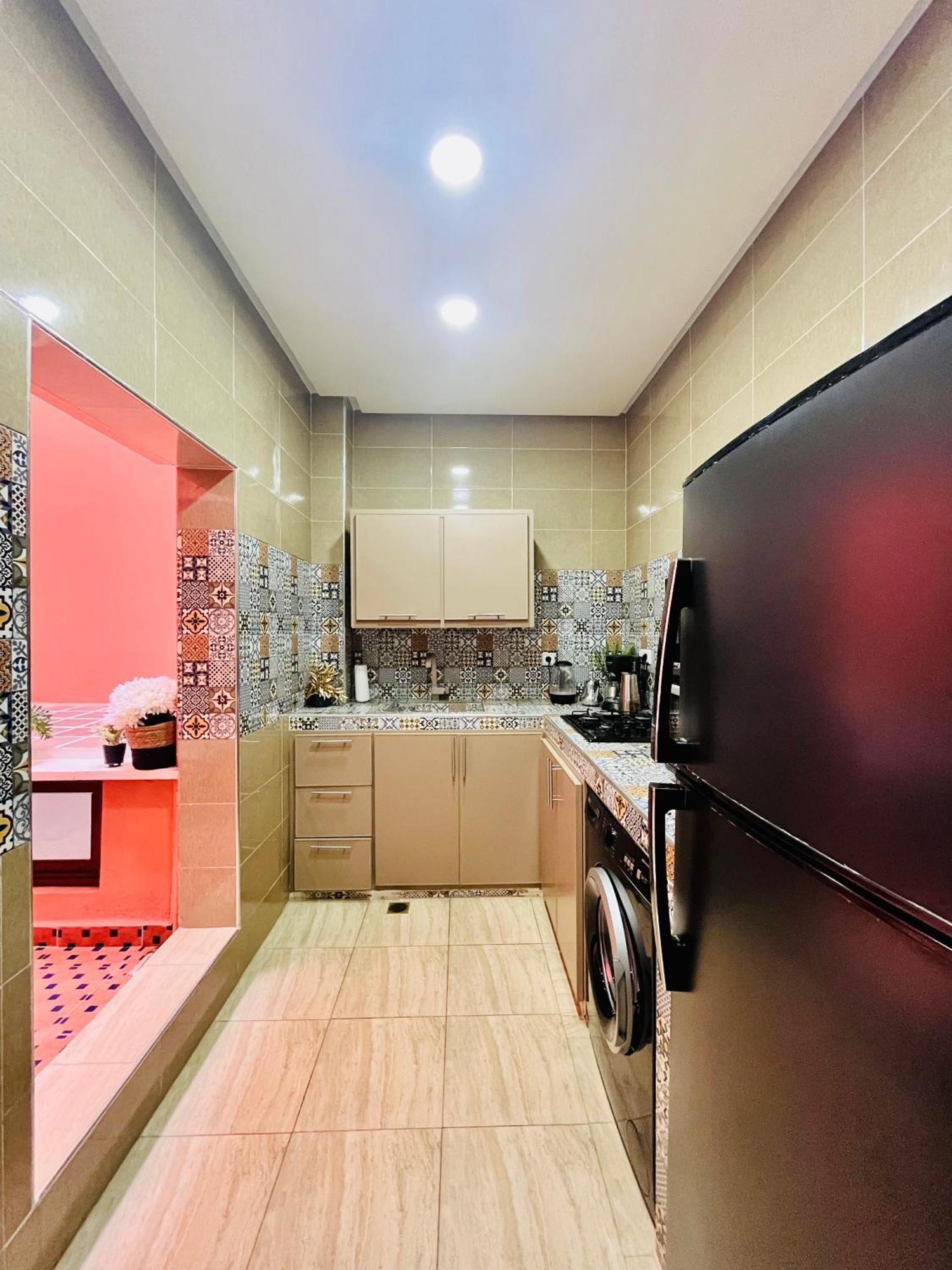 Apartment With Ac, Patio And Rooftop Appartement Climatise Avec Patio Et Toit Terrasse Марракеш Экстерьер фото